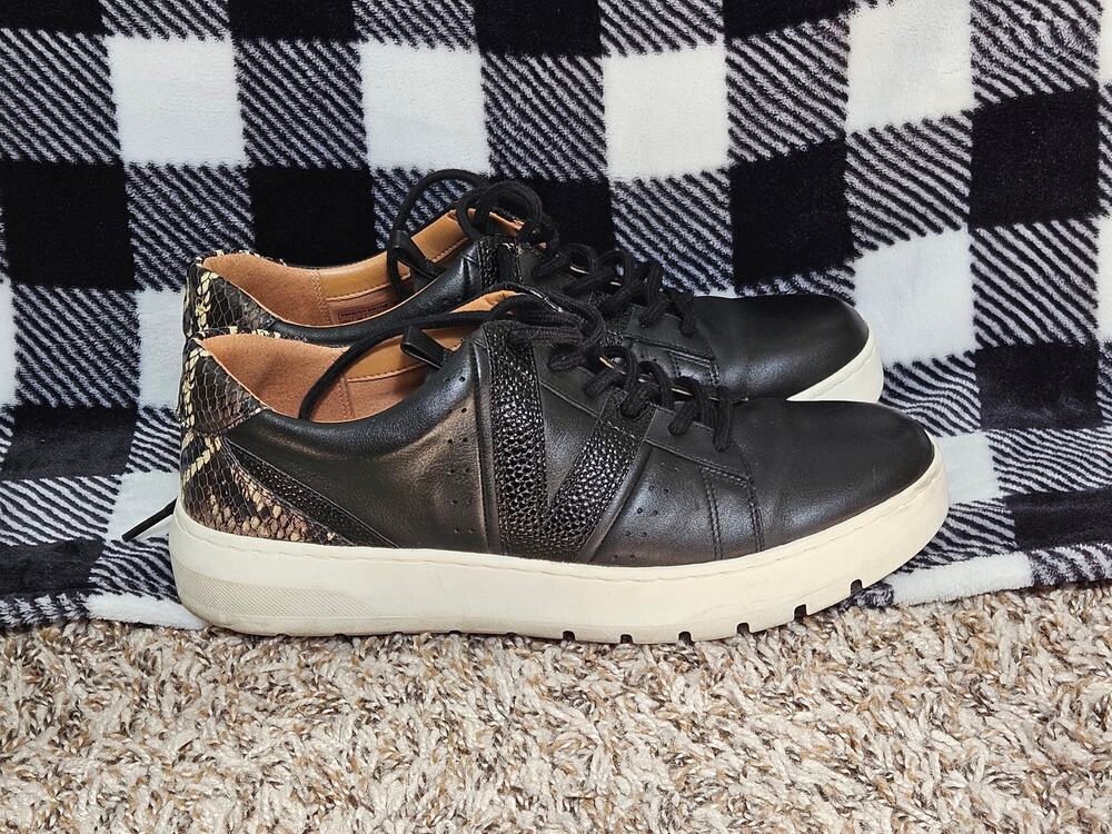 Vionic Simasa Ray Leather Sneakers Womens 9 Black Snake Print Lace Up Comfort